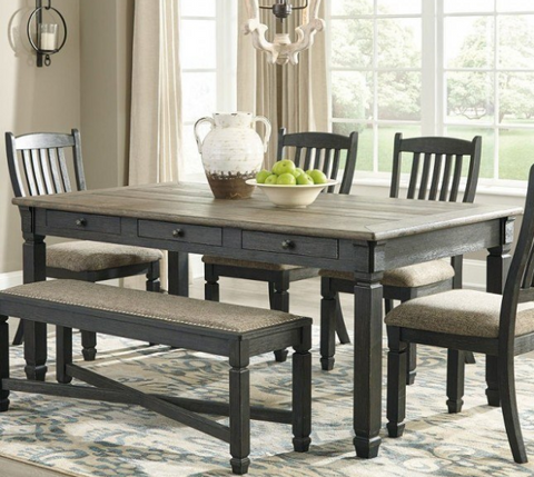 Dining Table Tyler Creek (1 Table + 6 Chairs) Package